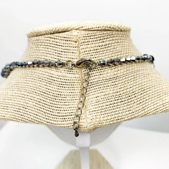 Black & Silver Helix Beaded Necklace - Picture 4 of 5